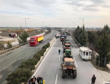 Αγρότες προς ΣΥΡΙΖΑ: «Είστε 